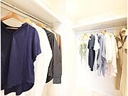 居室にはクローゼットがあり、荷物もスッキリ収納して快適にお過ごしいただけます。