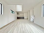 豊かな居住性と、安心感を満たすクオリティが見事に調和した住空間。