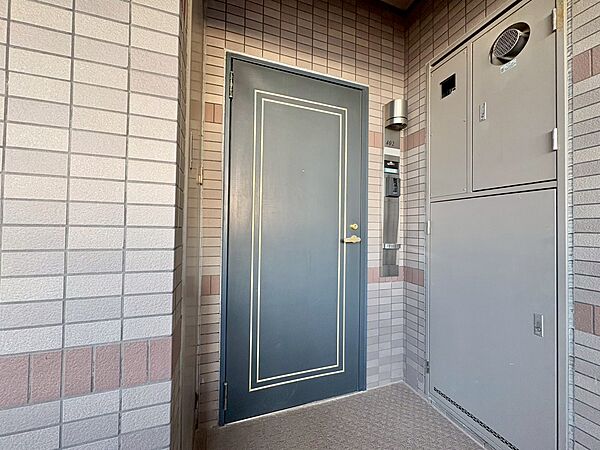 玄関を拡大表示