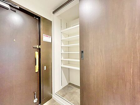 暮らし心地を大きく左右する収納を、適材適所に配置し使い勝手を考慮しました。