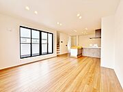 豊かな居住性と、安心感を満たすクオリティが見事に調和した住空間。