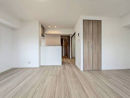 豊かな居住性と、安心感を満たすクオリティが見事に調和した住空間。