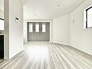 「空間が織り成すひとつ先の住み心地」を演出します。