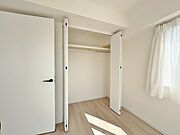 居室にはクローゼットがあり、荷物もスッキリ収納して快適にお過ごしいただけます。
