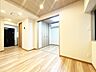 室内：飾り過ぎないシンプルな内装と偏り過ぎないデザインで統一しました。