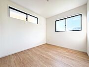 書斎にするなり、寝室するなりこの1室をどうアレンジするかを想像するだけで夢が膨らみますね。