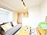 リビング/ダイニング：豊かな居住性と、安心感を満たすクオリティが見事に調和した住空間。
