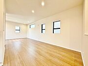 豊かな居住性と、安心感を満たすクオリティが見事に調和した住空間。