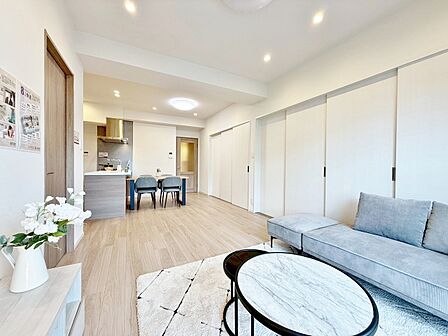 豊かな居住性と、安心感を満たすクオリティが見事に調和した住空間。