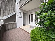 外と内をつなぐエントランスは、まさに顔となる場所。