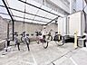 その他：きちんと整備された駐輪場。住む方の心遣いが感じられます。
