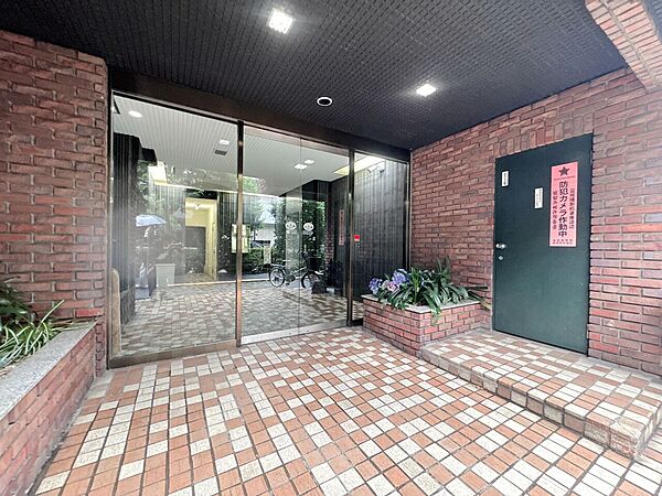 エントランスを拡大表示