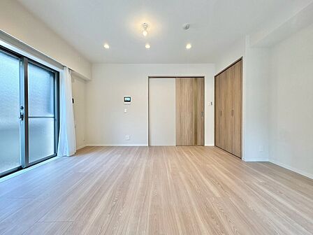 居心地の良い空気感は、暮らしのステージを彩り、心からのやすらぎと満足感を与えてくれます。