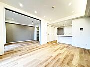 飾り過ぎないシンプルな内装と偏り過ぎないデザインで統一しました。