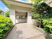 エントランスは、毎日の行き帰りで使う大事な空間です。