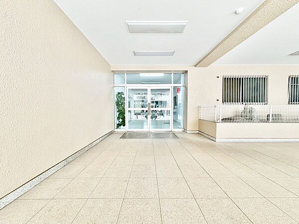 エントランスを拡大表示