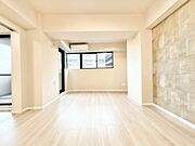 飾り過ぎないシンプルな内装と偏り過ぎないデザインで統一しました。