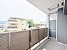 バルコニー：窓を開けると広がる青空。心をリフレッシュして日々を過ごしていきましょう。