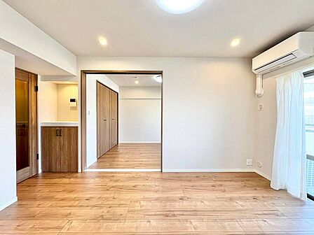 居心地の良い空気感は、暮らしのステージを彩り、心からのやすらぎと満足感を与えてくれます。