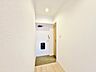 玄関：シューズボックスを完備した玄関です。