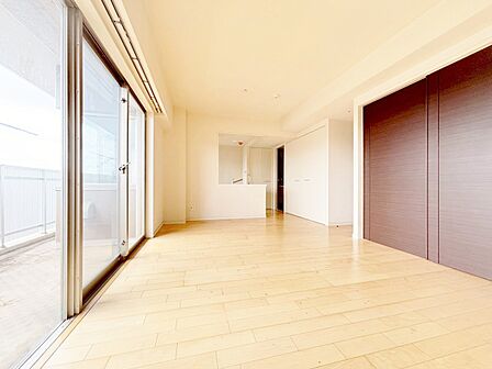 豊かな居住性と、安心感を満たすクオリティが見事に調和した住空間。