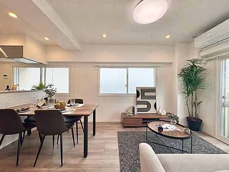豊かな居住性と、安心感を満たすクオリティが見事に調和した住空間。