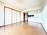 室内：飾り過ぎないシンプルな内装と偏り過ぎないデザインで統一しました。
