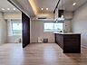 リビング/ダイニング：「空間が織り成すひとつ先の住み心地」を演出します。