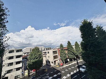 頬をなでる、優しい風を感じることが出来ます。