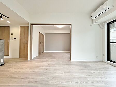 豊かな居住性と、安心感を満たすクオリティが見事に調和した住空間。