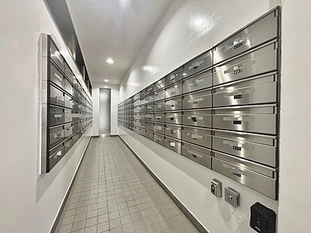 郵便物を受け取るための郵便受けも、きちんと管理されています。