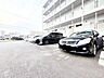 駐車場：本物件の駐車スペースです。車種制限のある場合もございますので、お気軽にお問い合わせくださいませ。