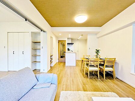快適に過ごす毎日を求めて、暮らしの中でご自身の「マイホーム」に創り上げてください。