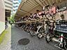 その他：きちんと整備された駐輪場。住む方の心遣いが感じられます。