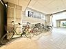 その他：きちんと整備された駐輪場。住む方の心遣いが感じられます。