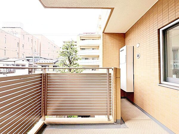 バルコニーを拡大表示