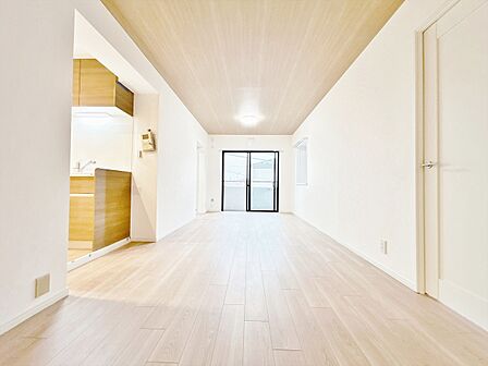 居心地の良い空気感は、暮らしのステージを彩り、心からのやすらぎと満足感を与えてくれます。
