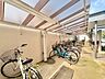 設備：きちんと整備された駐輪場。住む方の心遣いが感じられます。