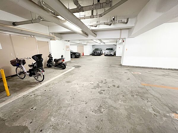駐車場を拡大表示