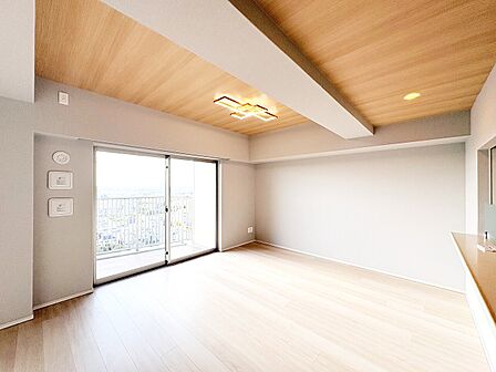 豊かな居住性と、安心感を満たすクオリティが見事に調和した住空間。
