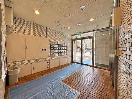 エントランスは、毎日の行き帰りで使う大事な空間です。