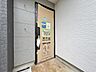 玄関：玄関を開ければ、そこは安らぎのご自宅。