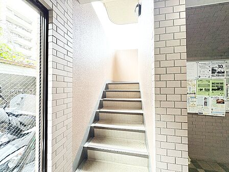 大切に管理されてきたマンションならではの、良好な管理体制が伺えます。