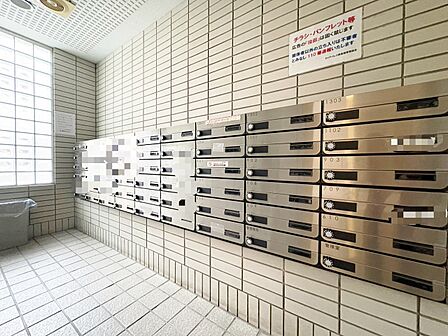 郵便物を受け取るための郵便受けも、きちんと管理されています。