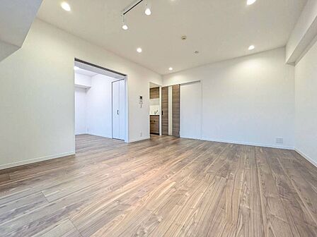 豊かな居住性と、安心感を満たすクオリティが見事に調和した住空間。