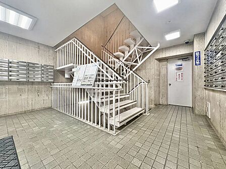 エントランスは、毎日の行き帰りで使う大事な空間です。