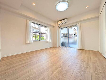 豊かな居住性と、安心感を満たすクオリティが見事に調和した住空間。