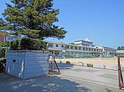 琴陵中学校まで1300ｍ