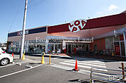 ロピア茅ヶ崎店まで約684m
