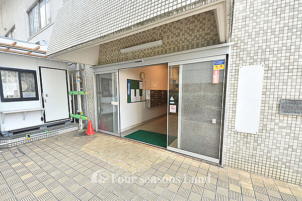 エントランスを拡大表示